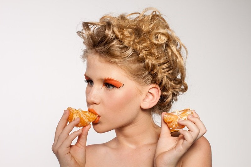 woman-hair-fruit-orange-portrait-model-1074091-pxhere.com